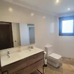 Casa Cosculluela