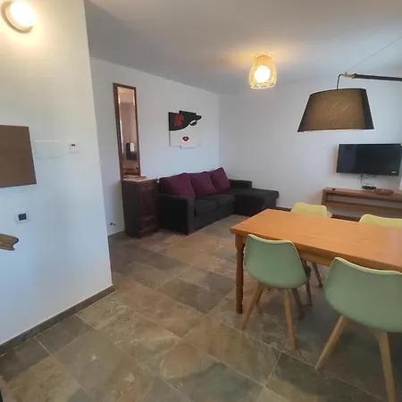 Casa Cosculluela *