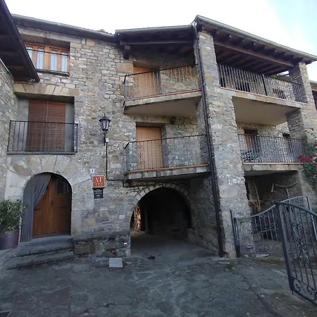 Casa Cosculluela Daire